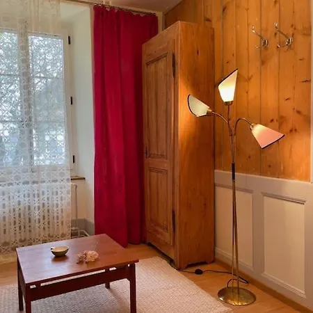 Petit Au Rez Apartment *