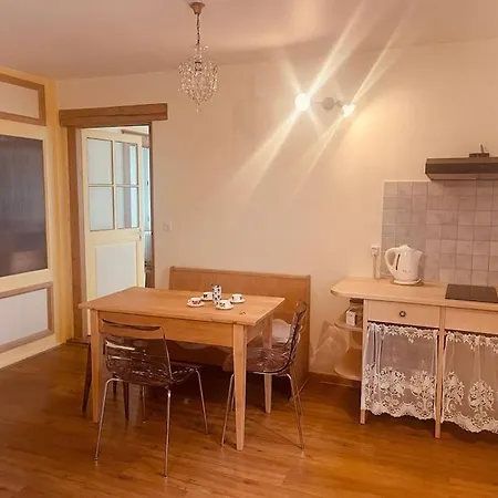 Apartment Petit Au Rez